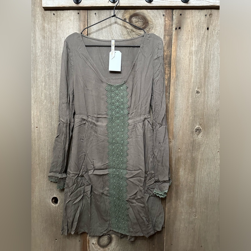 Andrée By Unit Bohemian Lace Long Sleeve Tunic Dress in Olive Green Size Large